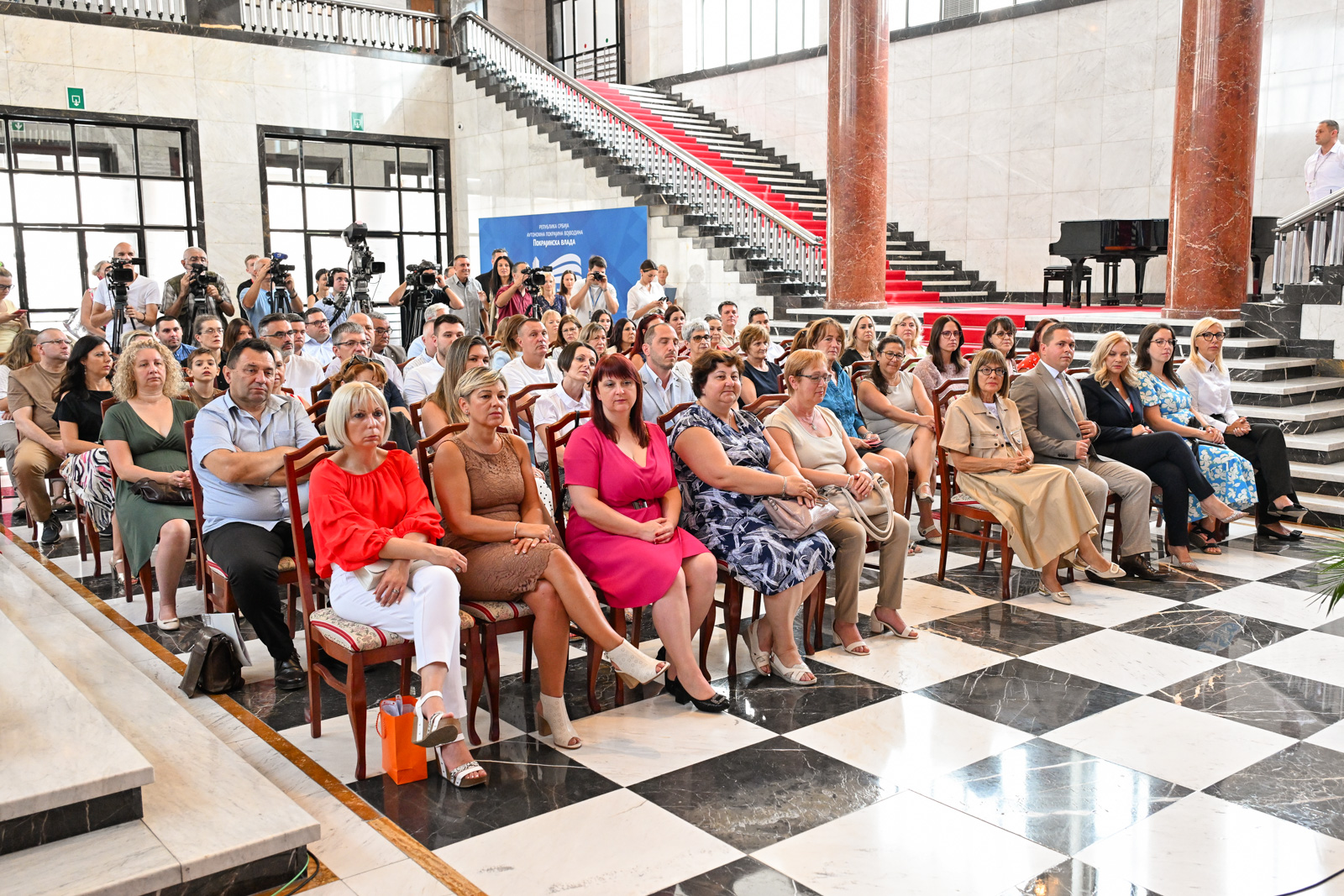 За инвестиције у објекте образовних установа у АП Војводини 375 милиона динара