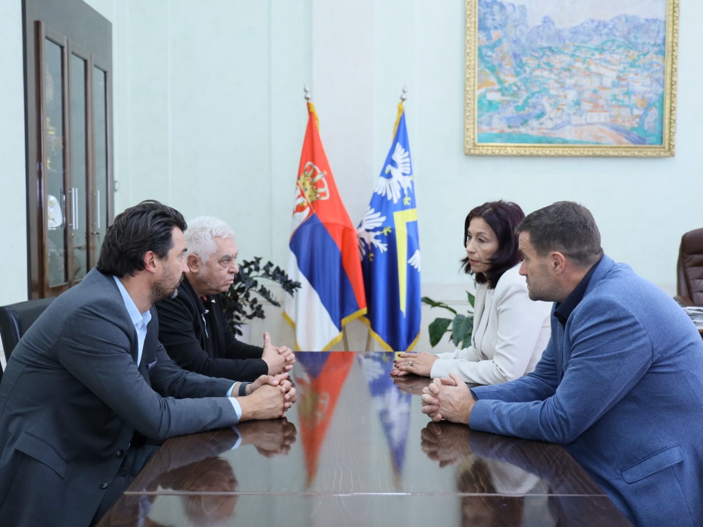 Министар Братина у радној посети Чачку и Ужицу: Подршка локалним медијима и дијалогу са новинарима